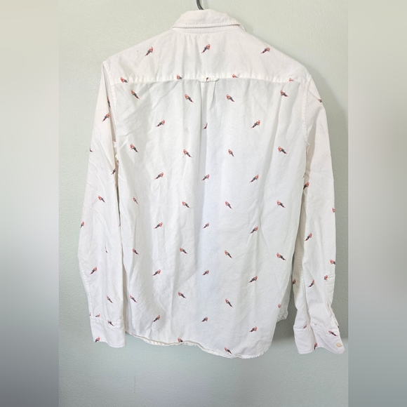 American Eagle Parrot Print Button Down 100% Cotton Size XS Seriously Soft - Picture 2 of 5